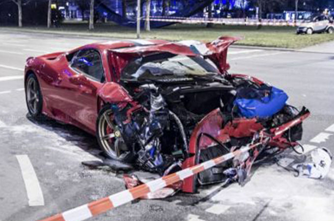 Ferrari 458 Speciale Crashed